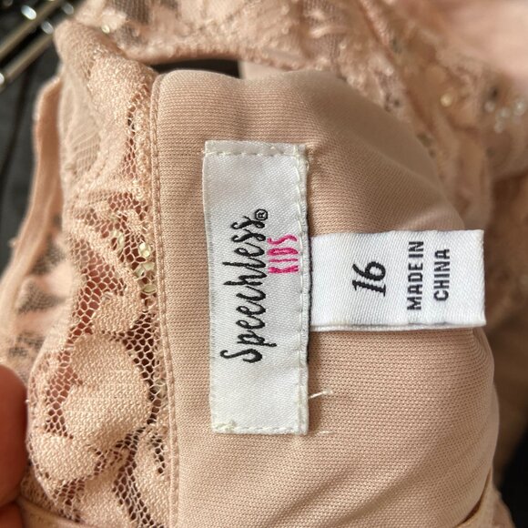 Speechless Kids Sleeveless Floor-Length Dress–Size 16 - Lace Top & Layered Skirt - Picture 3 of 3